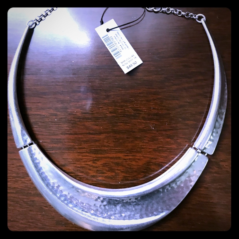 Chico’s choker necklace